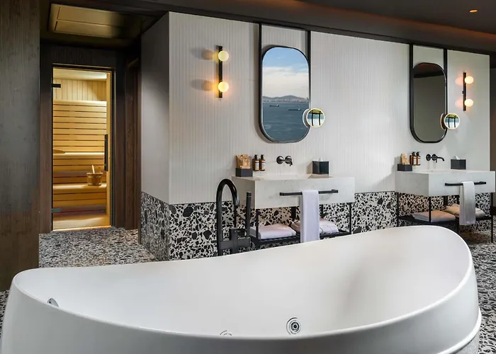 Moevenpick Hotel Istanbul Marmara Sea
